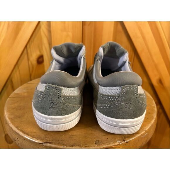 Grasshoppers Size 11WW Double Strap Suede  Mesh Gray Sneakers - Picture 4 of 9